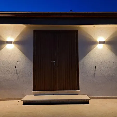 Apartman Pool & Bbq Relax - 5 Minuti Dall'aeroporto Di Alghero